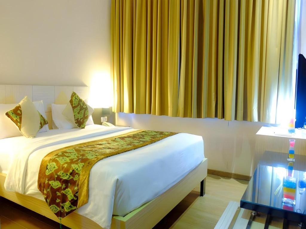 Lotus Hotel Subang Exterior foto