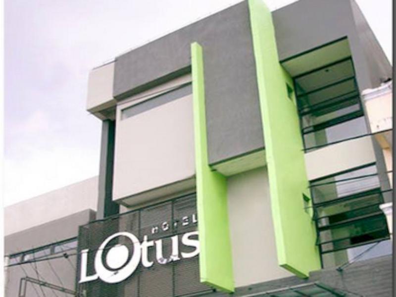 Lotus Hotel Subang Exterior foto